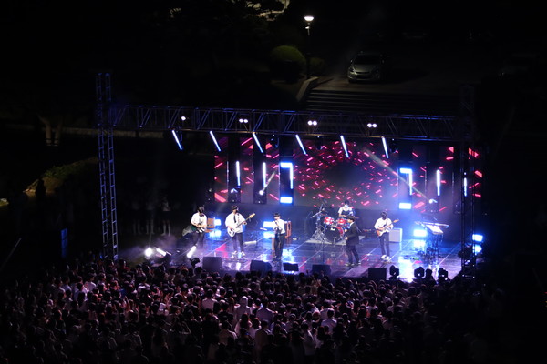대동제 동아리 공연이 진행되고 있다.(사진 / 김재하 기자)