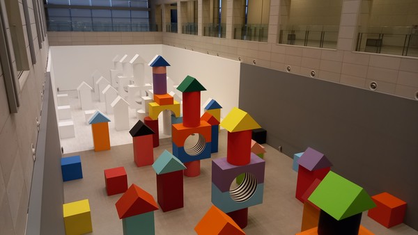 '어린아이의 놀이처럼', 사진 / 신예주