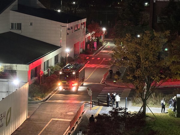 소방차 출동(사진 / 정경진 기자)