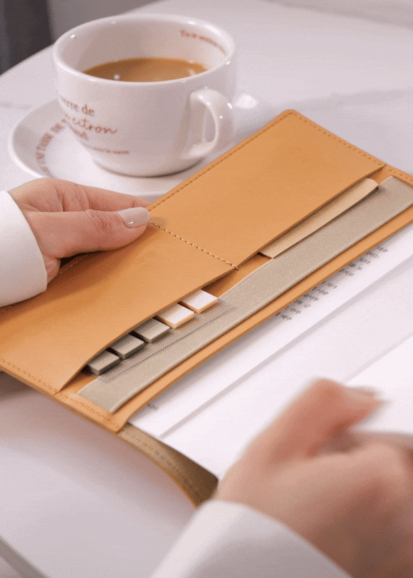 교보문고 북커버 (사진 / 매일경제 제공)